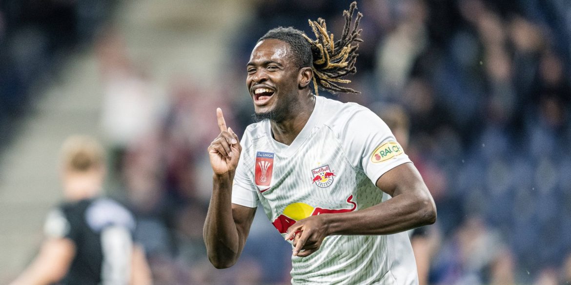 Transfergerüchte: VfB und BVB an RB-Verteidiger interessiert – Wolfsburg-Stürmer begehrt